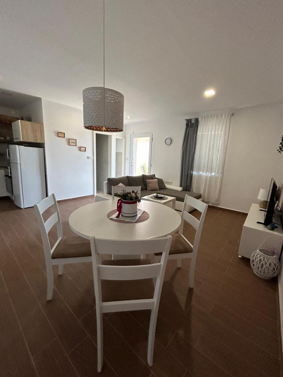 Apartman Lorna Turanj Kültér fotó