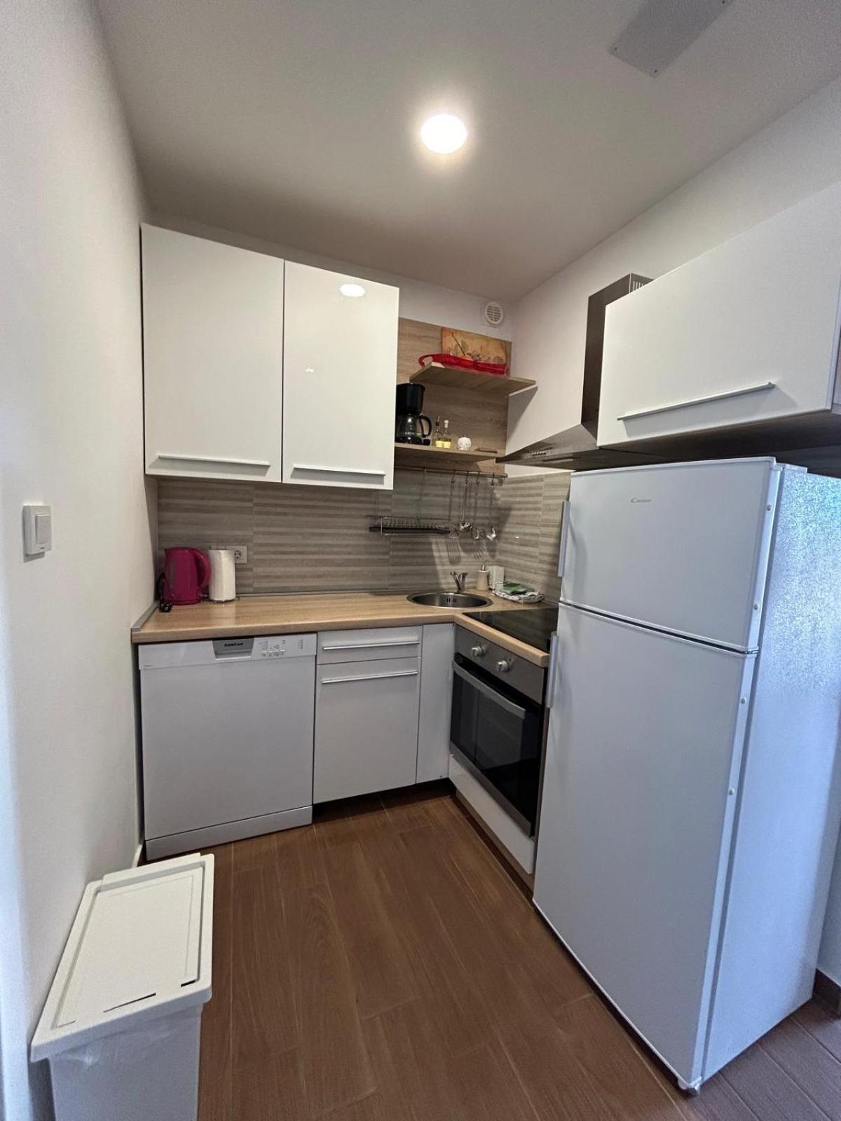 Apartman Lorna Turanj Kültér fotó