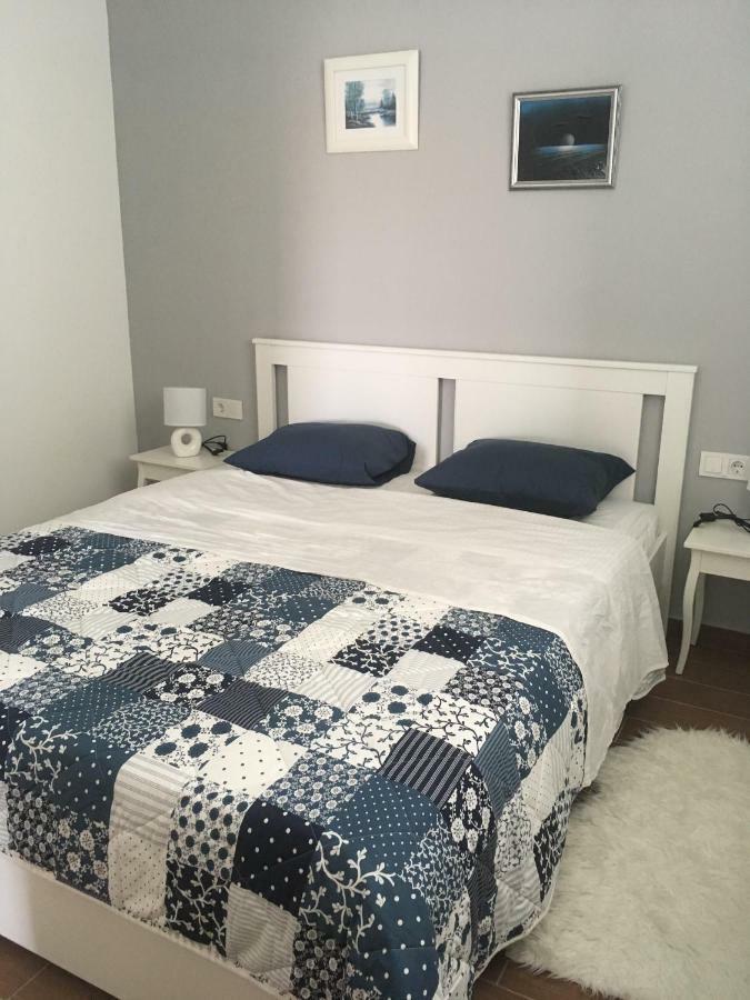 Apartman Lorna Turanj Kültér fotó