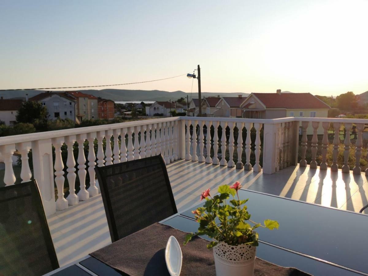Apartman Lorna Turanj Kültér fotó